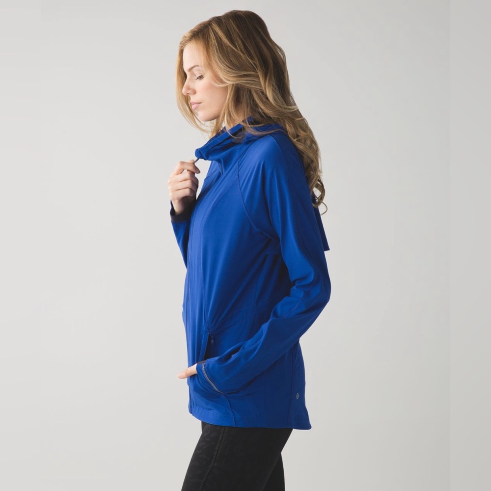 Lululemon Go The Distance Jacket - Picture 4 of 13